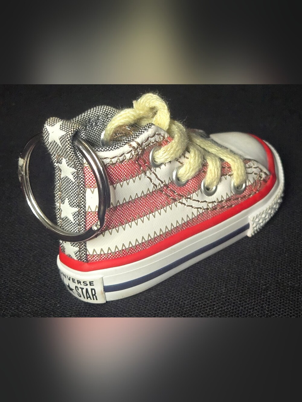 Converse Chuck Taylor All Star Keychain - Picture 3 of 8